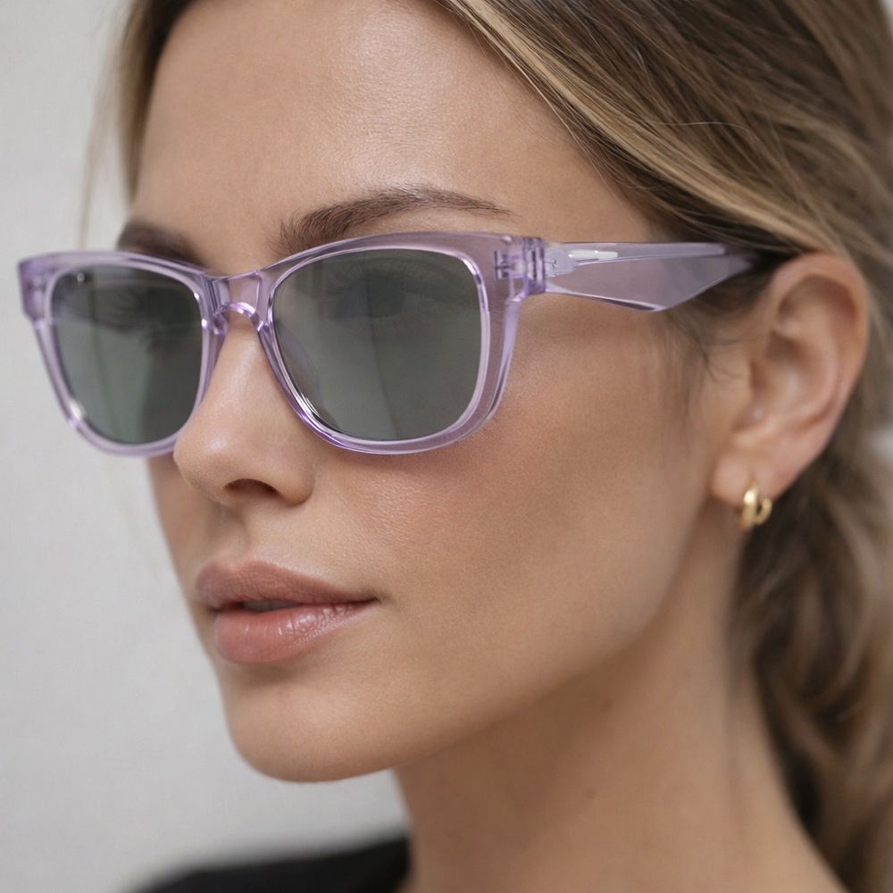 Burberry Sunglasses - Picture 9 of 9